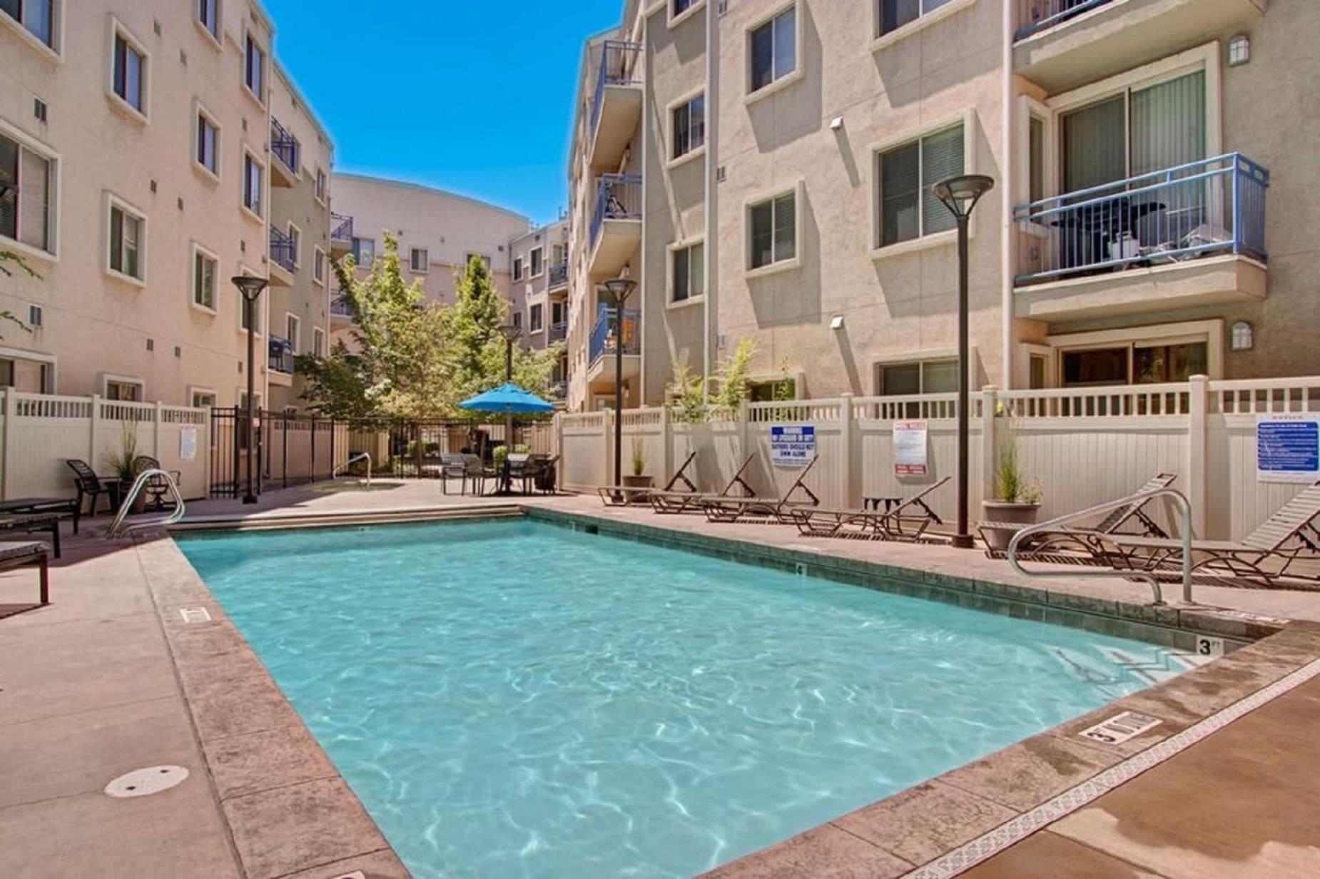 Deluxe Downtown Close To Everything! Holiday home Salt Lake City