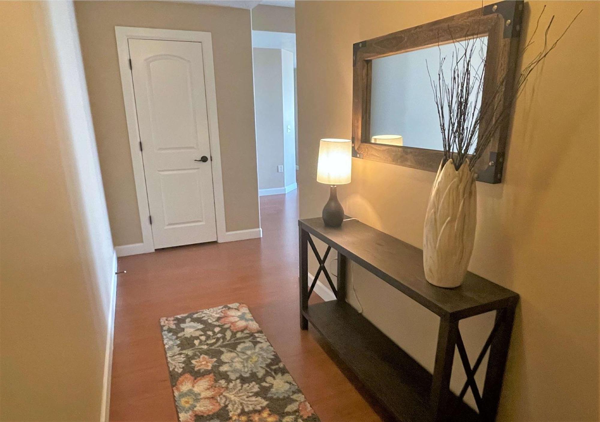 Deluxe Downtown Close To Everything! *